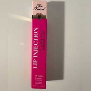 Too Faced Lip Injection Extreme Gloss - Vibrant Pink
